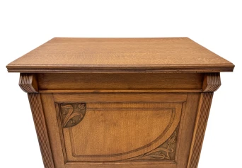 Arts & Crafts Art Nouveau One-Door Cabinet, 1900s